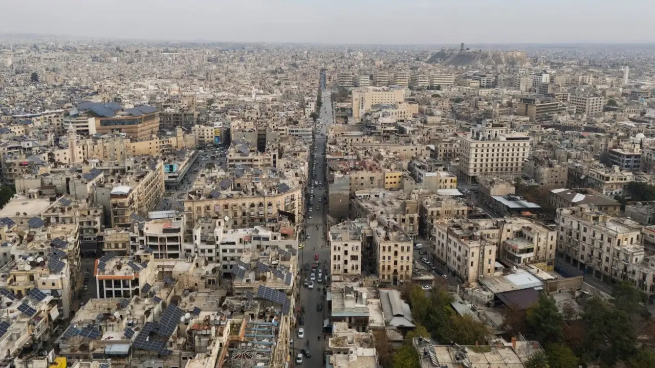 سوريا تتطلع لاستثمار مليار دولار لإحياء خدمات البريد وشبكات الهاتف المحمول